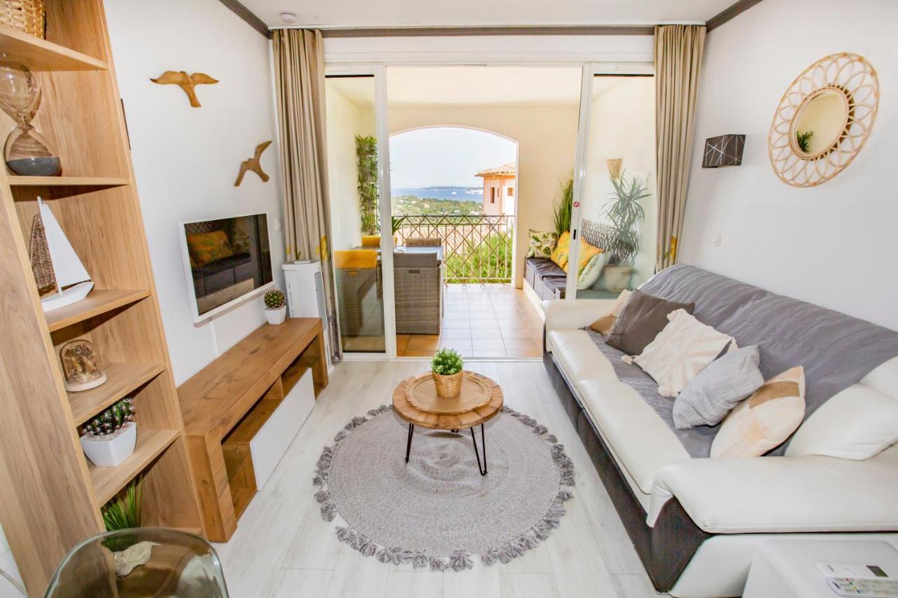 Le Tropik, Panoramic Sea View, Holiday Resort กรีโมด์ ภายนอก รูปภาพ